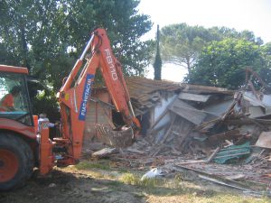 demolizione di una baracca studio tecnico d'ingegneria Civile Vaglini Pisa