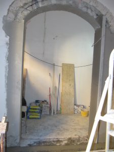 Realizzazione di cerchiature, su pareti portanti, in un edificio esistente, studio tecnico d'ingegneria Vaglini Pisa